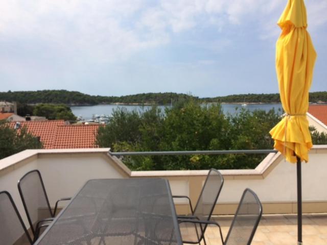 Apartman I Sobe Marijana Rab Town Exterior photo