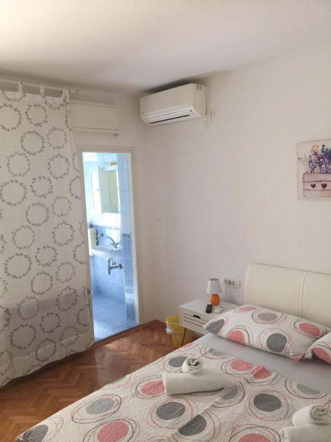 Apartman I Sobe Marijana Rab Town Exterior photo